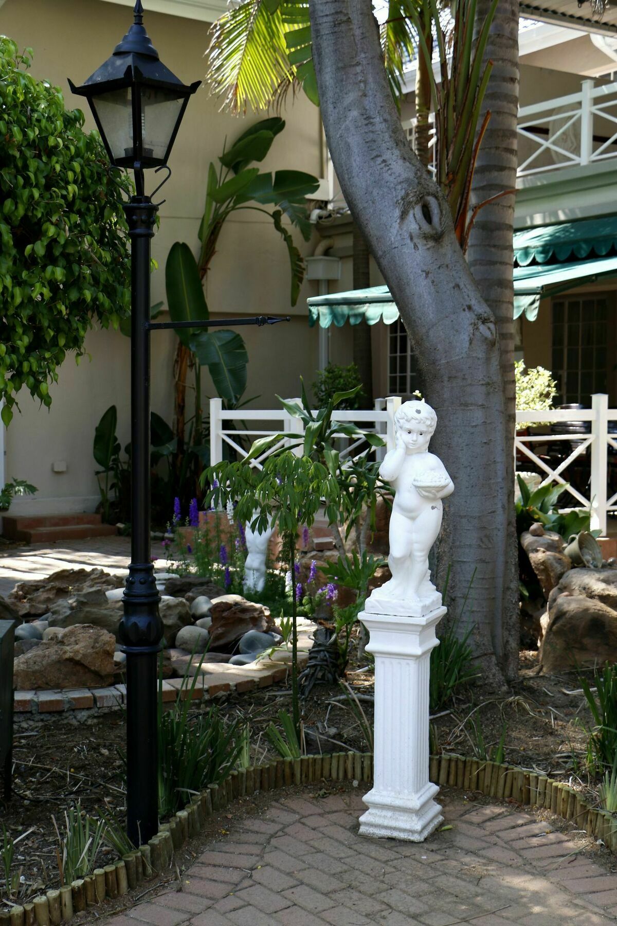 Summerview Guest Lodge Йоханнесбург Экстерьер фото